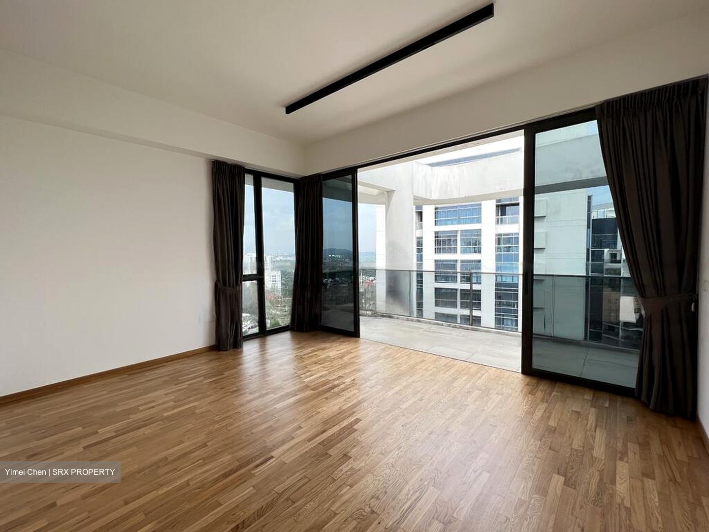 Trilight (D11), Condominium #588659601